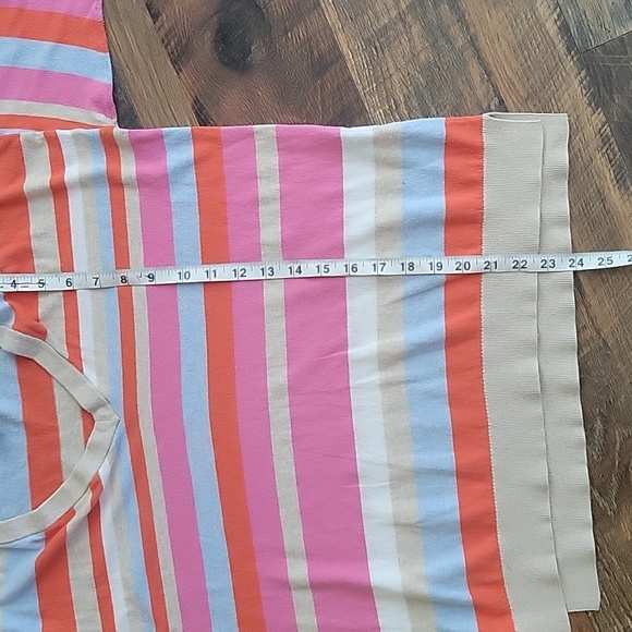 Gap Striped V-neck Sweater - Picture 6 of 7